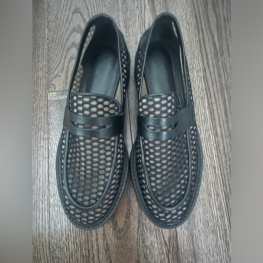 Chunky Mesh loafers- size 8 great condition